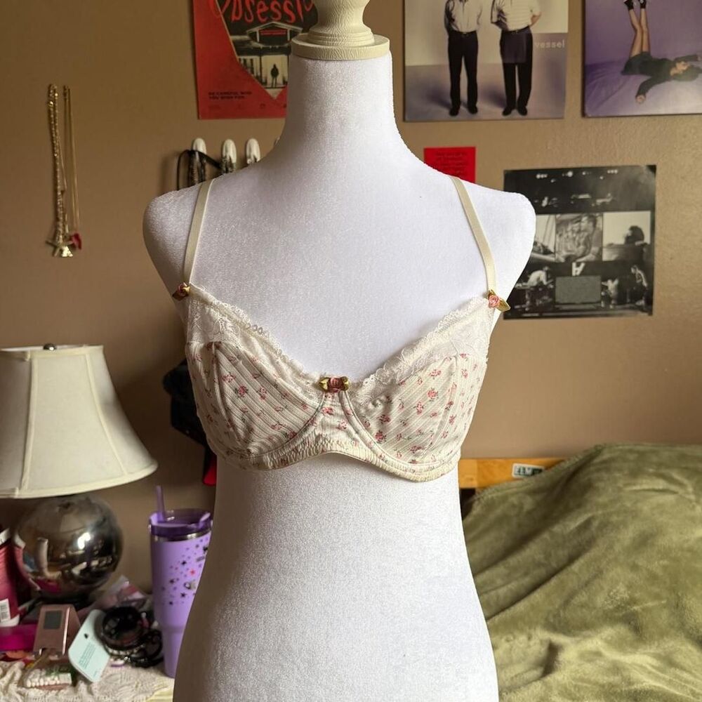 y2k white and pink floral lace bralette